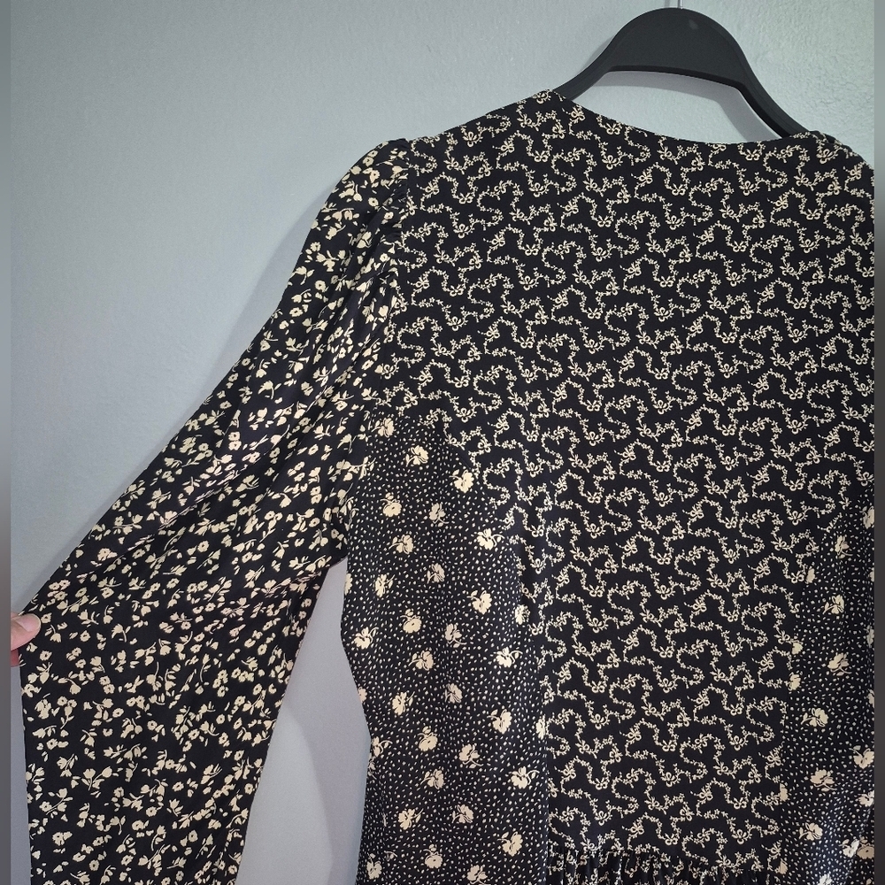 Betsey Johnson y2k Vintage 90s Rare Floral and Bow Black and Cream Patterned Set - Picture 13 of 16